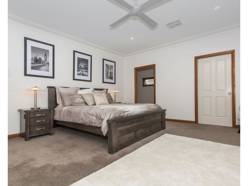 15 Boyd Bvd, Medowie NSW 2318