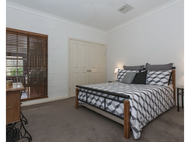 15 Boyd Bvd, Medowie NSW 2318