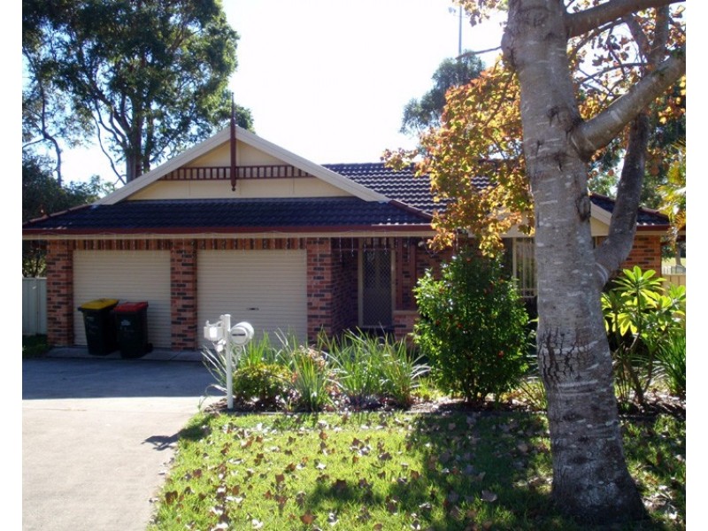 4 Agonis Place, Medowie NSW 2318