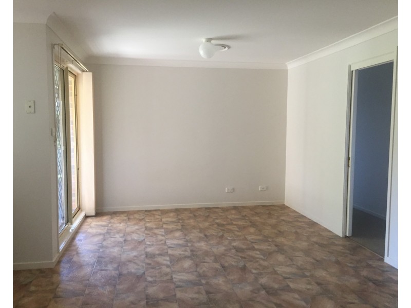 4 Agonis Place, Medowie NSW 2318