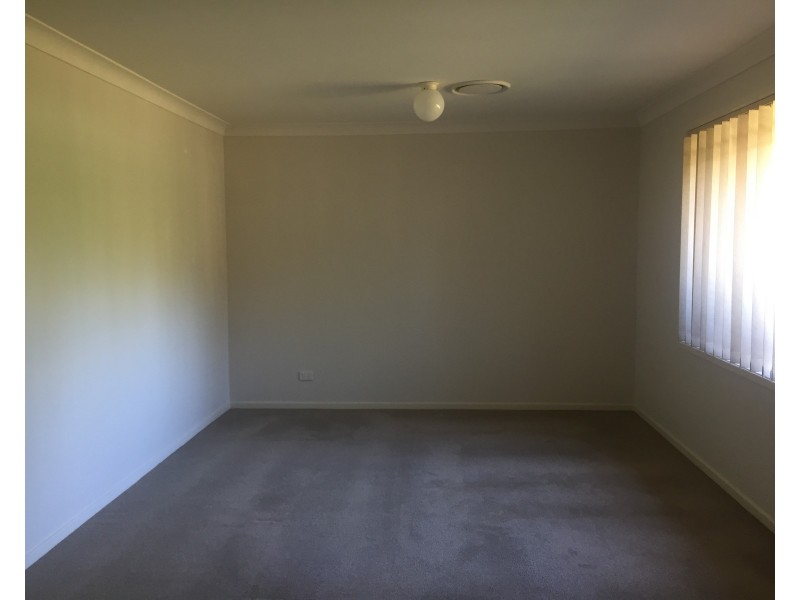 4 Agonis Place, Medowie NSW 2318