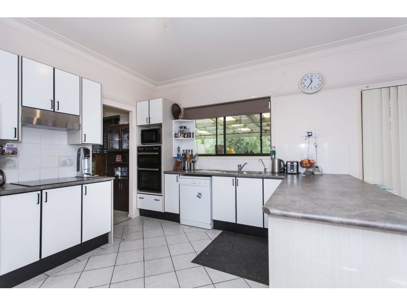 15 Evans Road, Medowie NSW 2318