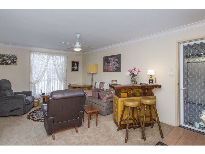 4 Moxey Close, Raymond Terrace NSW 2324