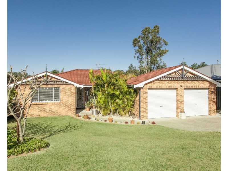 6 Creighton Drive, Medowie NSW 2318
