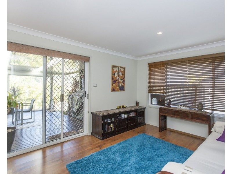 6 Creighton Drive, Medowie NSW 2318