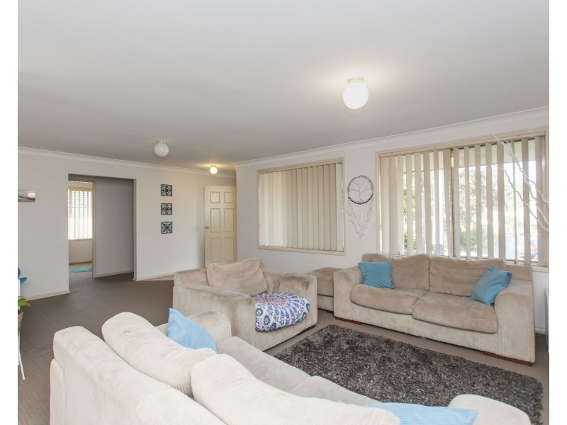 7 Warabi Close, Medowie NSW 2318
