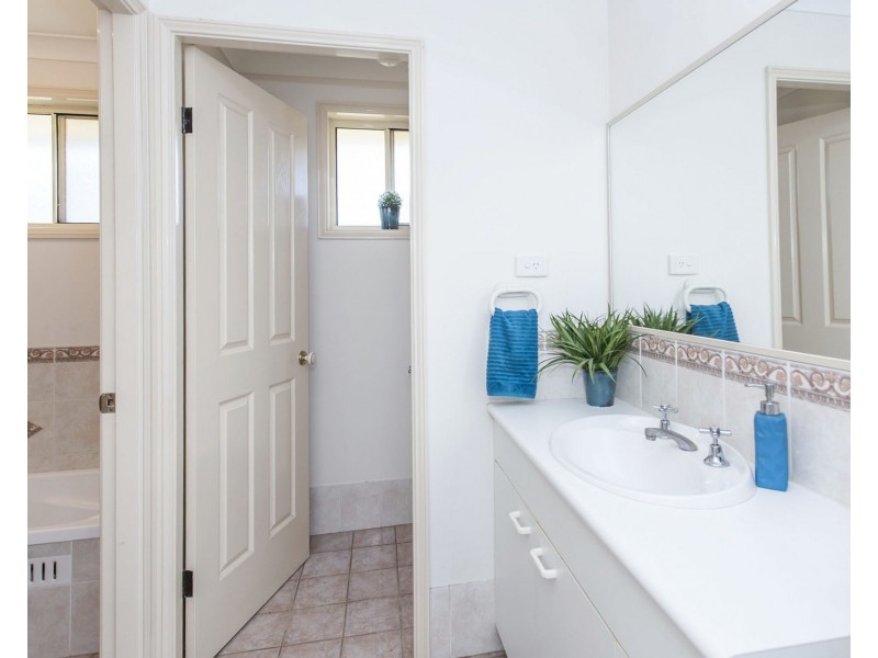 7 Warabi Close, Medowie NSW 2318