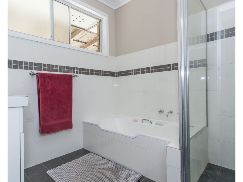 336 CABBAGE TREE ROAD, Williamtown NSW 2318