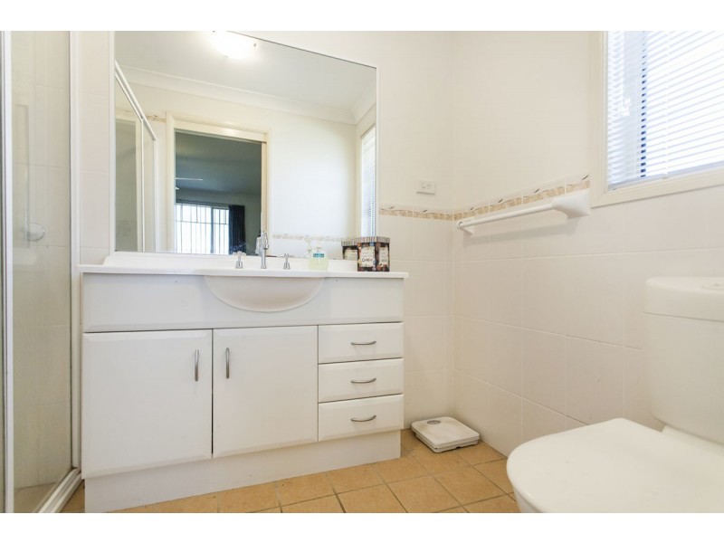 17 Grevillea Drive, Medowie NSW 2318