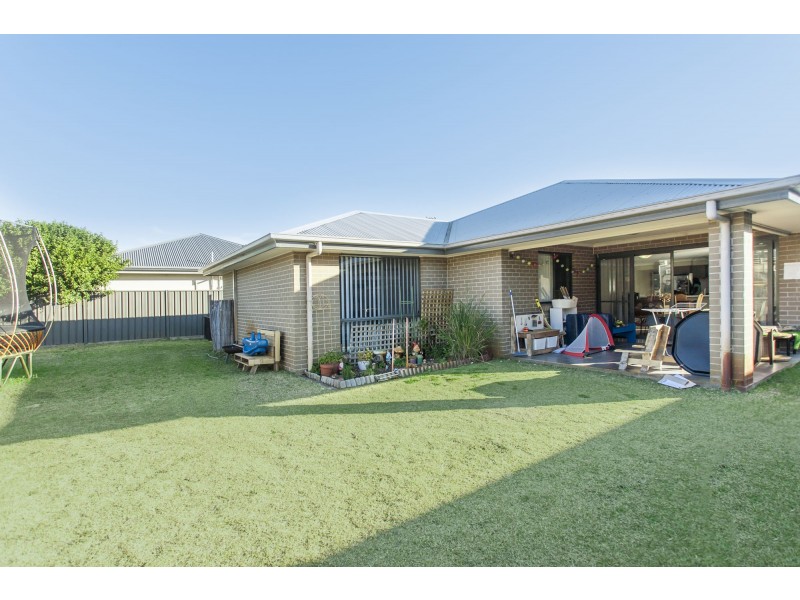 5 Wingen Street, Fern Bay NSW 2295