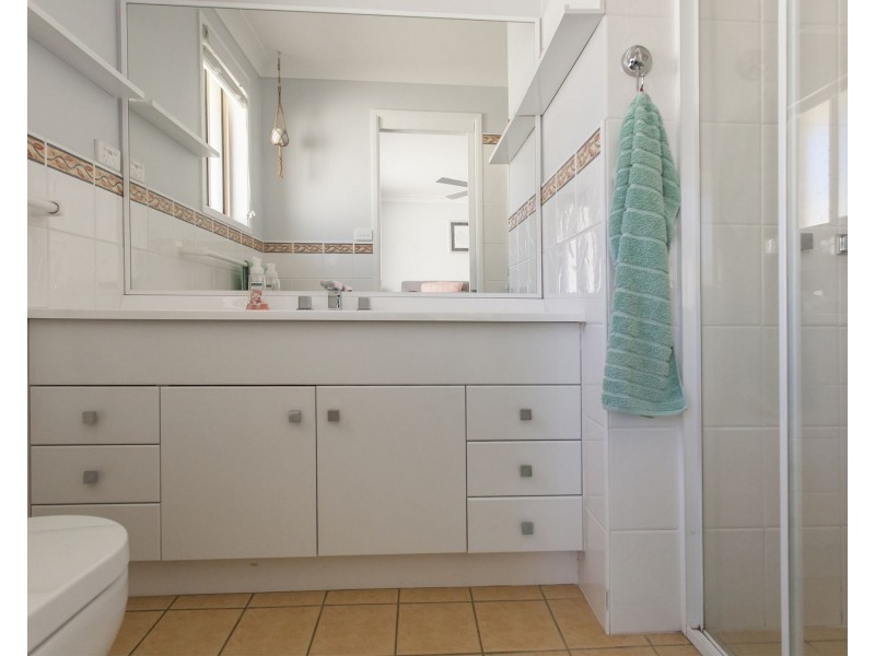 137 Kindlebark Drive, Medowie NSW 2318
