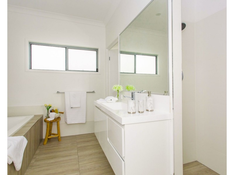 8 Muirfield Way, Medowie NSW 2318