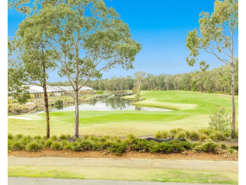 8 Muirfield Way, Medowie NSW 2318