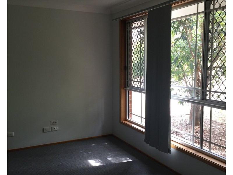 16 Redman Road, Medowie NSW 2318