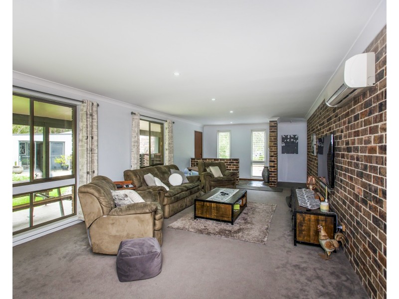 14 Griffith Avenue, Medowie NSW 2318