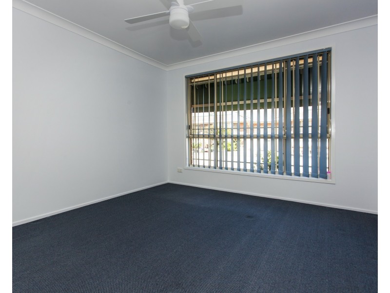 2/5 Benjamin Lee Drive, Raymond Terrace NSW 2324