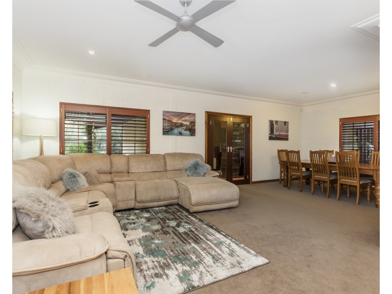 15 Boyd Boulevard, Medowie NSW 2318