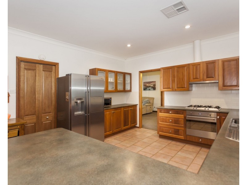 15 Boyd Boulevard, Medowie NSW 2318