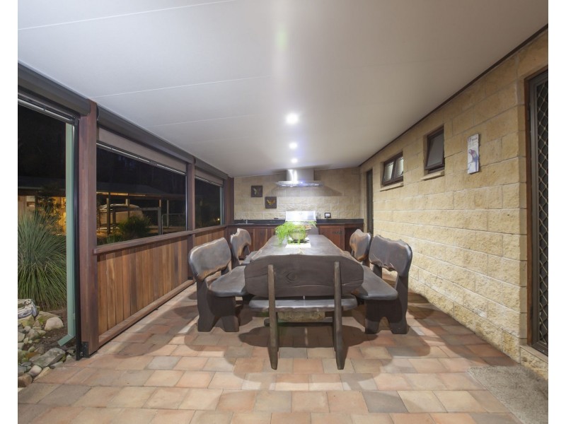 15 Boyd Boulevard, Medowie NSW 2318