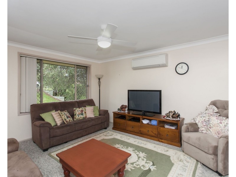 12 Creighton Drive, Medowie NSW 2318