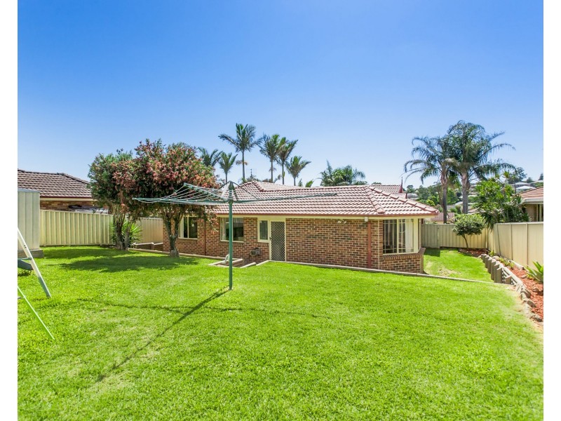 4 Woodlands Place, Raymond Terrace NSW 2324