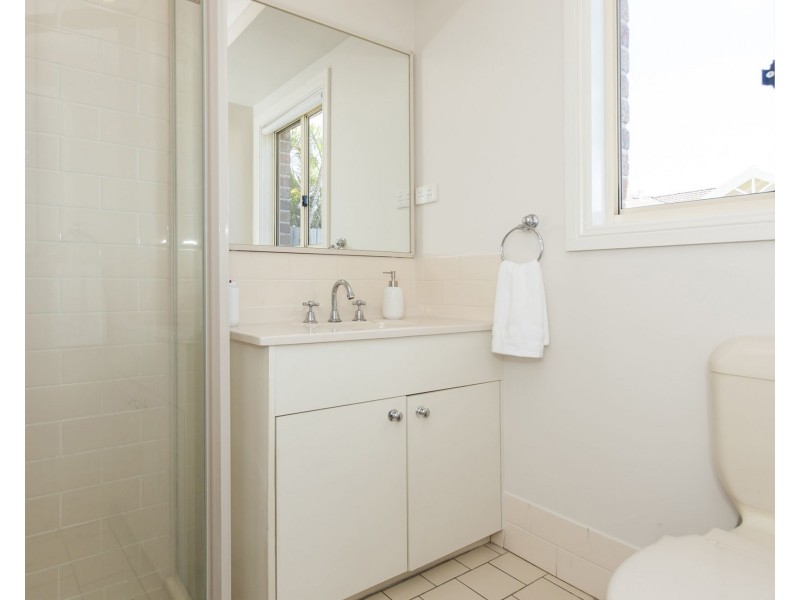 4 Woodlands Place, Raymond Terrace NSW 2324