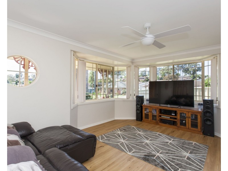 4 Woodlands Place, Raymond Terrace NSW 2324