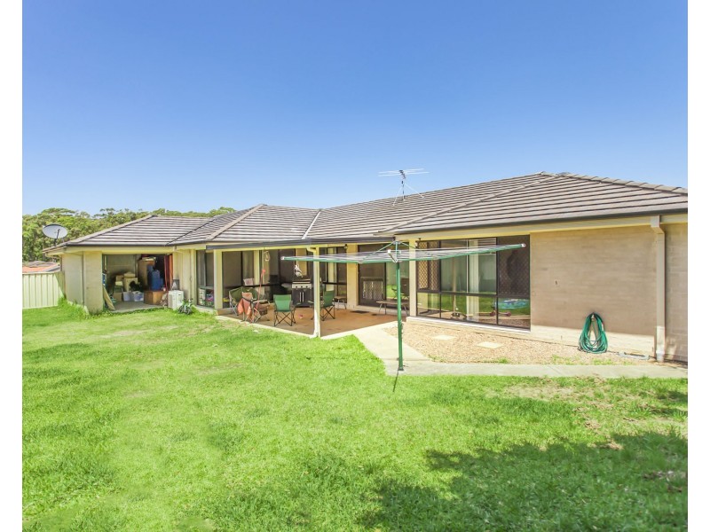 7 Sturt Close, Medowie NSW 2318