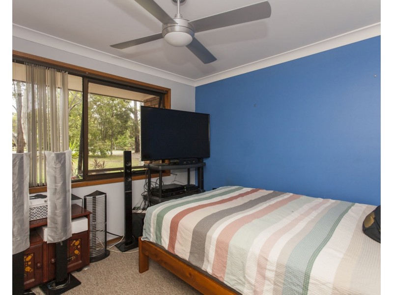 11 Griffiths Avenue, Medowie NSW 2318