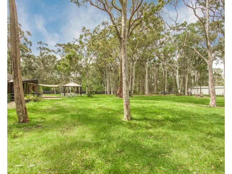 11 Griffiths Avenue, Medowie NSW 2318