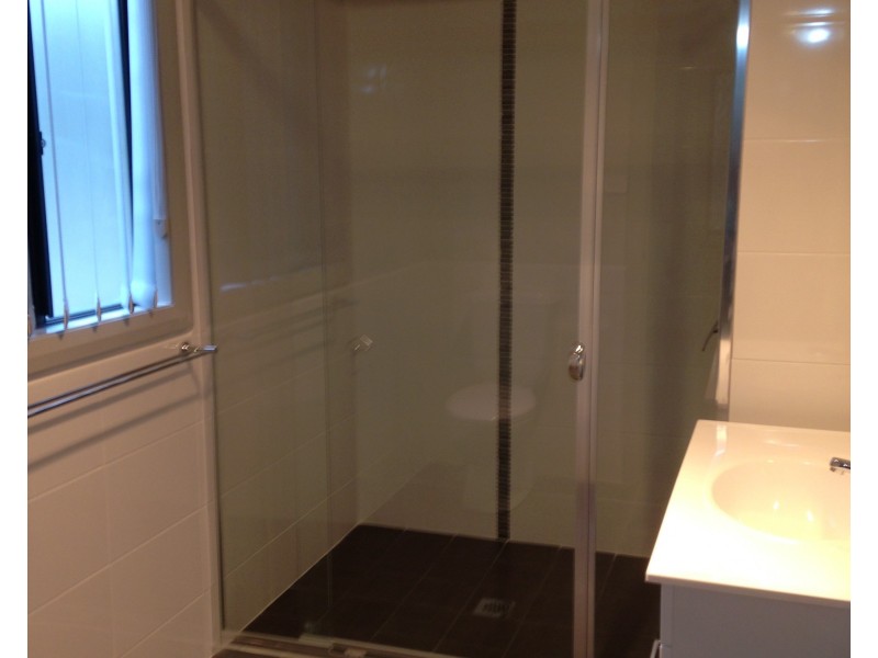 2/11 Kirrang Drive, Medowie NSW 2318