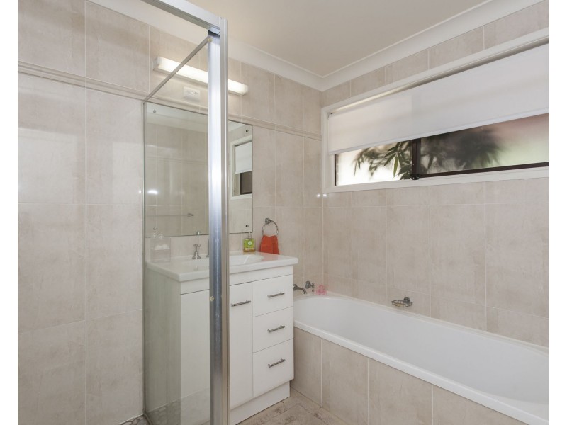 11 Hideaway Drive, Salt Ash NSW 2318