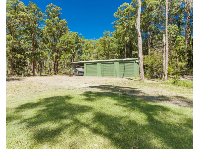 1195 THE BUCKETTS WAY, Limeburners Creek NSW 2324