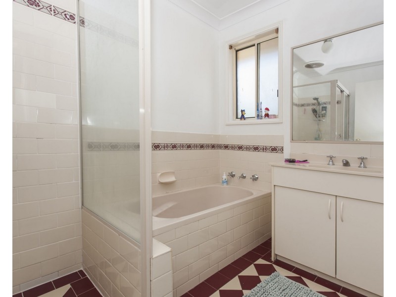 28 Creighton Drive, Medowie NSW 2318