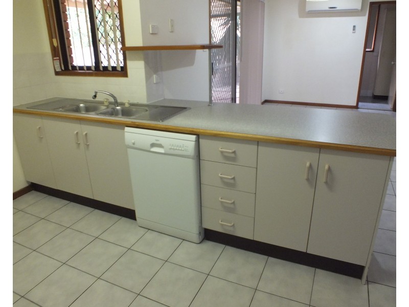 5 Collins Close, Medowie NSW 2318