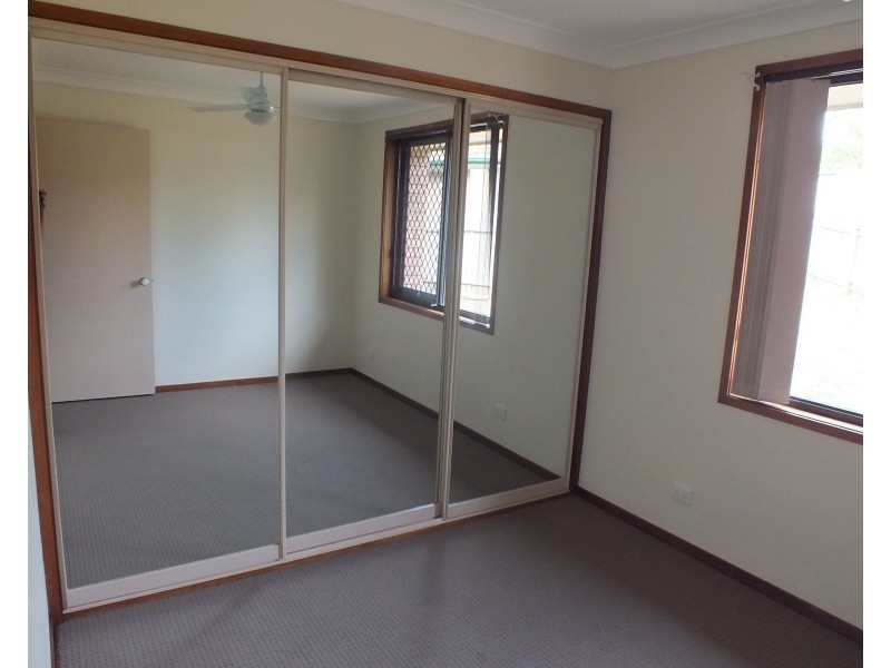 5 Collins Close, Medowie NSW 2318