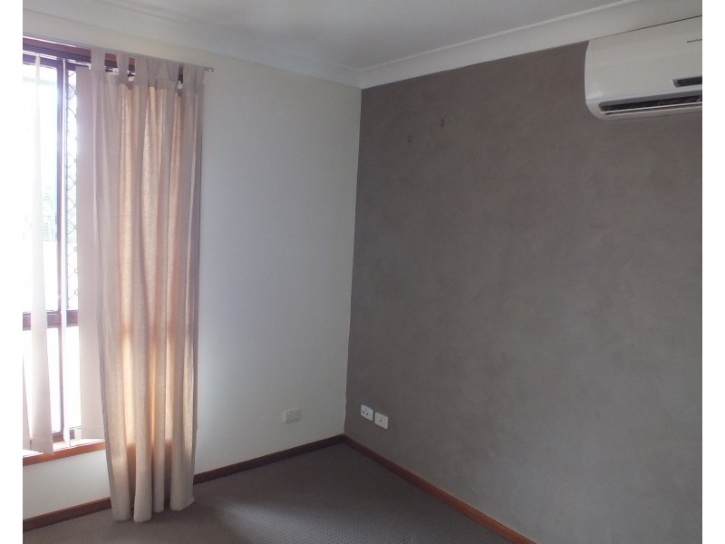 5 Collins Close, Medowie NSW 2318