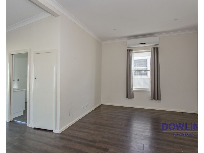 6 QUEEN STREET, Rutherford NSW 2320