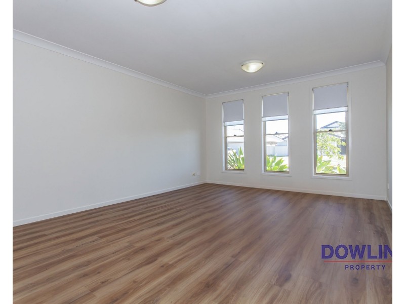 31 Edward Windeyer Way, Raymond Terrace NSW 2324