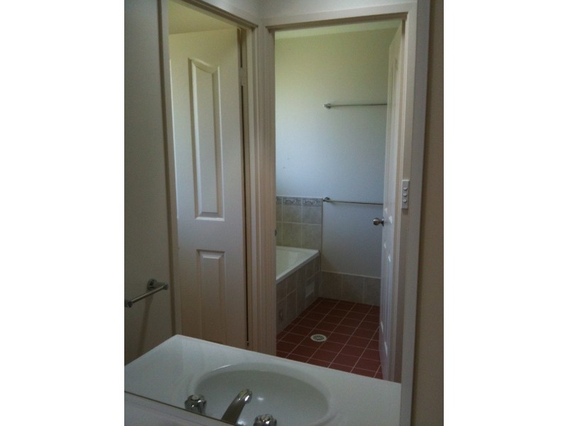 27 Mountain Ash Close, Medowie NSW 2318