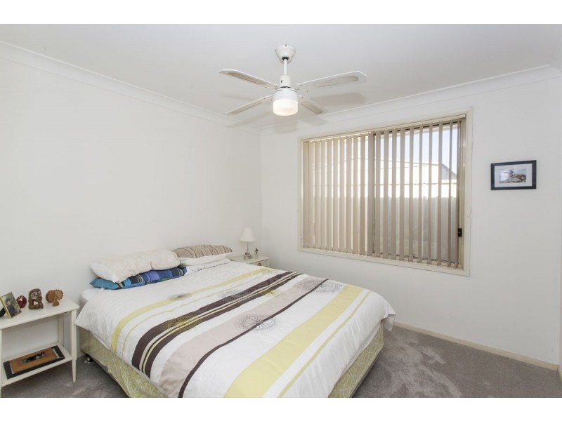 17 Grevillea Drive, Medowie NSW 2318