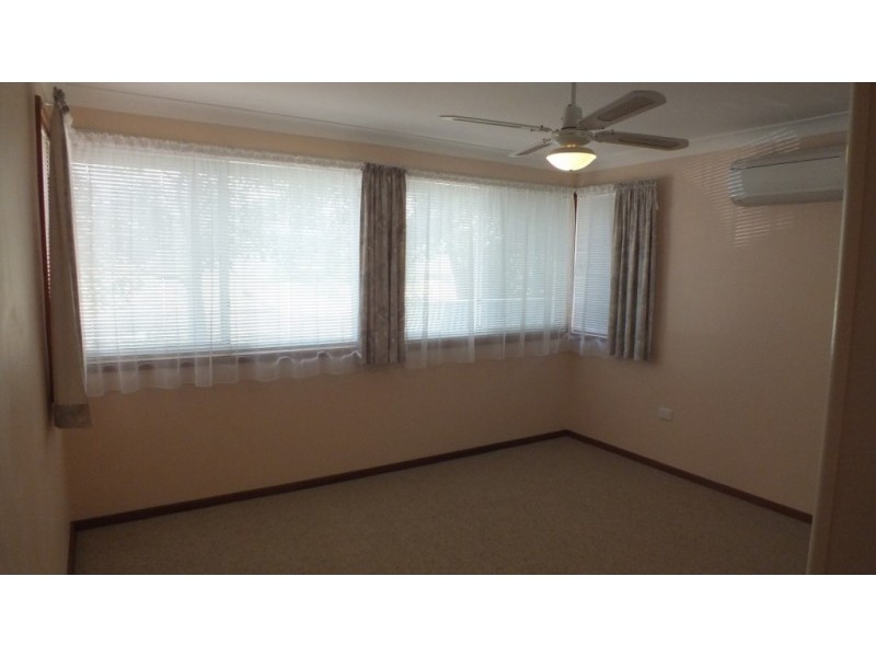 4 Blackbutt Crescent, Medowie NSW 2318