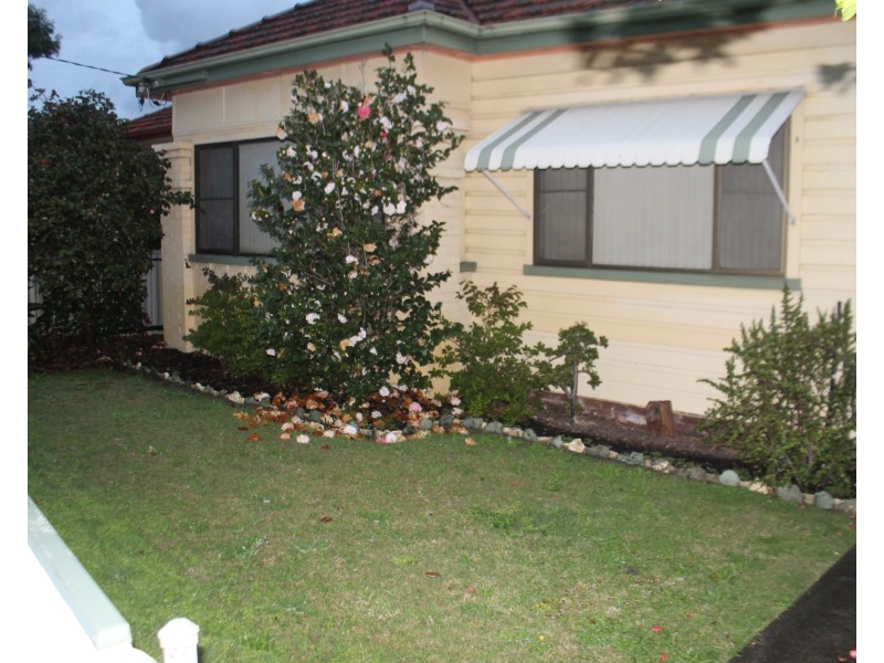 53 Clyde Street, Stockton NSW 2295