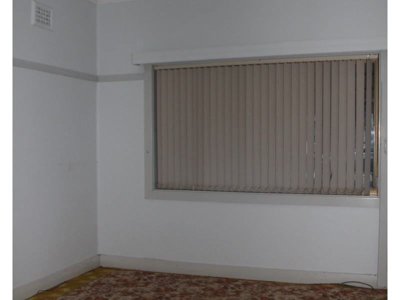 53 Clyde Street, Stockton NSW 2295