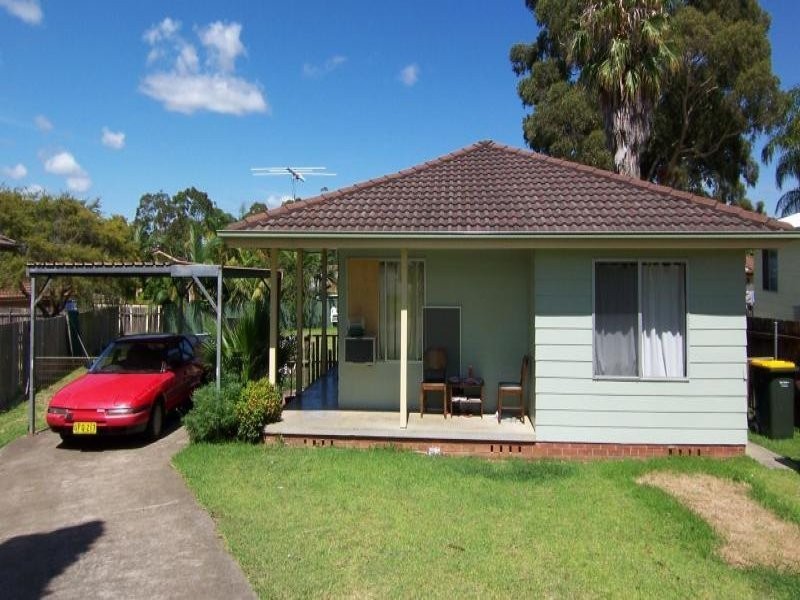 18 Blackbutt Crescent, Medowie NSW 2318