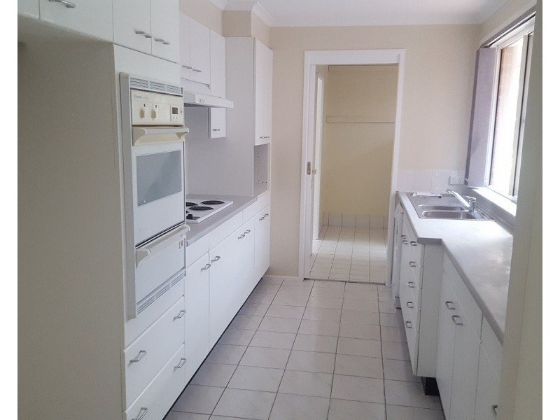 5 Joanne Close, Medowie NSW 2318