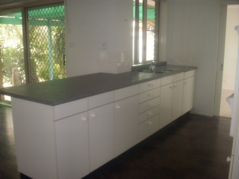 12 Redman Road, Medowie NSW 2318