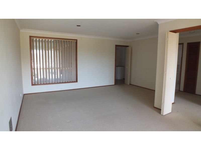 12 Redman Road, Medowie NSW 2318