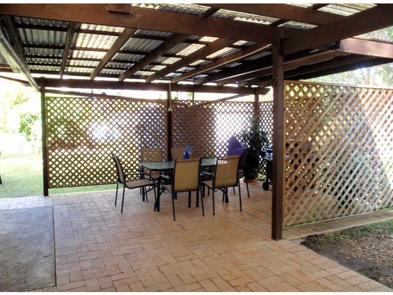 8 ABERCROMBIE Rd, Medowie NSW 2318