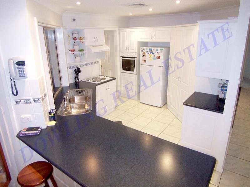 83 SOUTH St, Medowie NSW 2318